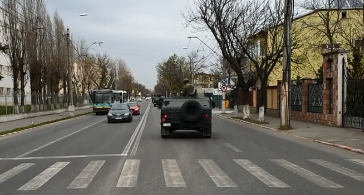 Vehicule militare scoase în stradă, în București (VIDEO)
