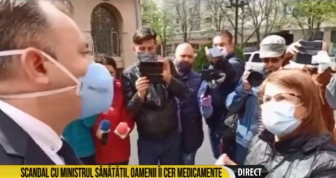 Ministrul Sănătății, apostrofat de o femeie la Focșani: „Vreți să ne omorâți, aia vreți să ne faceți!”