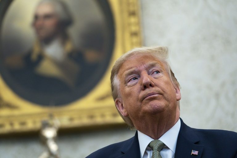 COVID-19: Trump anunță zile foarte grele