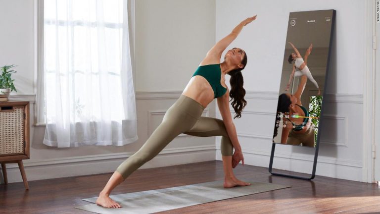 Industria de fitness se reinventează pe online