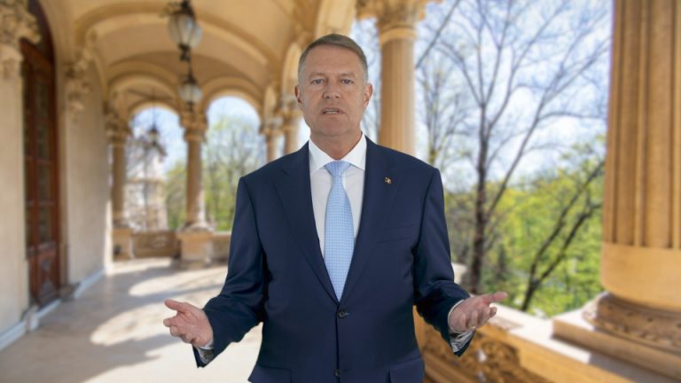 Klaus Iohannis, mesaj înainte de Paștele catolic și de Floriile ortodoxe (VIDEO)