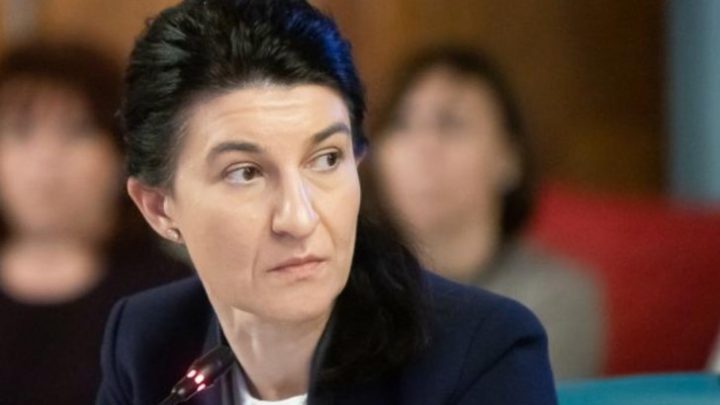 violeta alexandru - Ziarul National