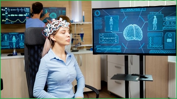 Microsoft schimbă nivelul. Cipuri implantate pentru tranzacții cu criptomonede!