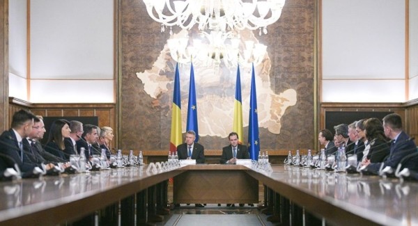 ”Ajutorul” Guvernului: echipamentele, vândute pe bani grei spitalelor