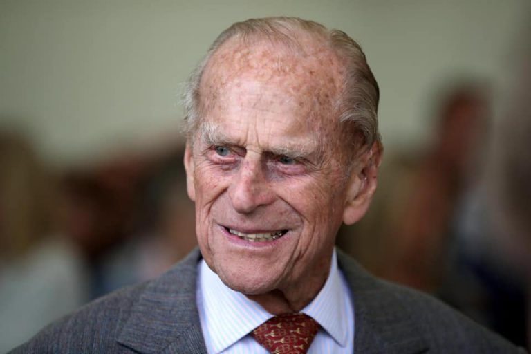 Moment special în Casa Regală britanică. La 99 de ani, Prințul consort Philip e în stare de așa ceva! FOTO de colecție