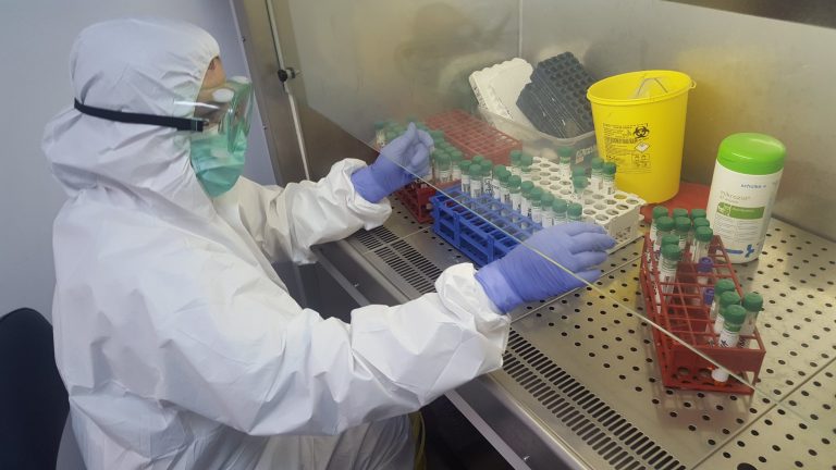 Coronavirus, 4 iunie. Creștere semnificativă a numărului cazurilor noi, în România