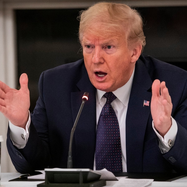 Deep State pregătește debarcarea lui Donald Trump!
