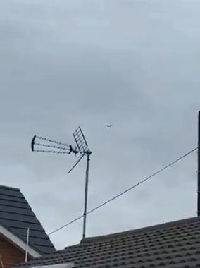 Emoții pentru pasageri. Un avion a aterizat de urgență, după ce a fost escortat de aeronave de luptă. Ce a declanșat alerta! – VIDEO