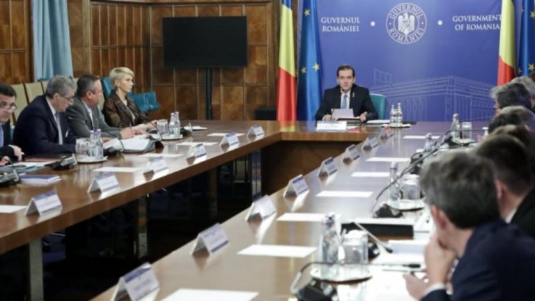 Zi decisivă la Palatul Victoria. Premierul Ludovic Orban și-a băgat miniștrii în ședință