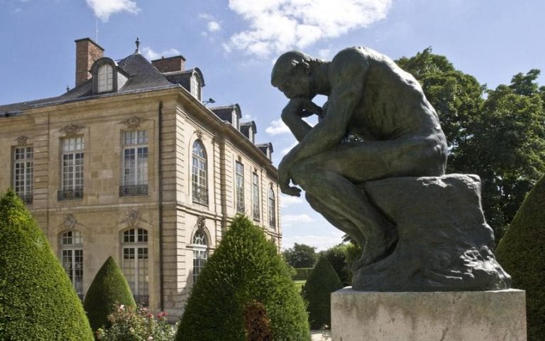Francezii vând sculpturile profesorului lui Brâncuși