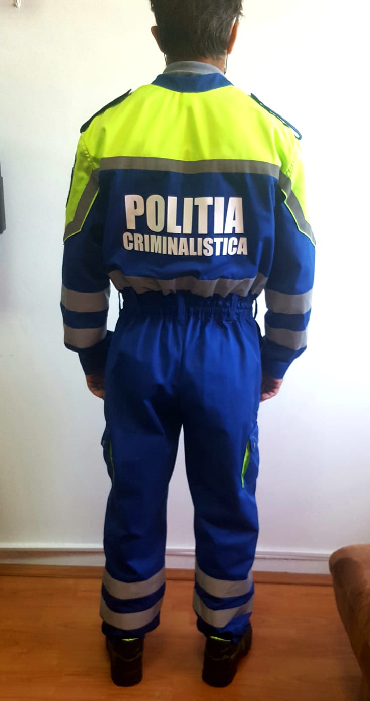 Polițiștii nu vor noile uniforme: ”Parcă suntem de la salubritate!”