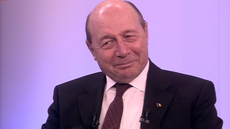 Traian Băsescu reacționează la moțiunea de cenzură: „Prostie mai mare ca asta nu am văzut! Dacă aș fi un om fără carte, m-ar păcăli PSD”