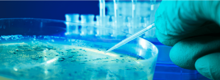 Covid-19, un uriaș experiment științific? Noul coronavirus, letal pentru unii, inofensiv pentru alții!