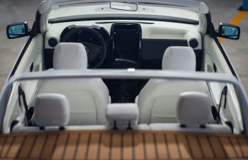 Dacia Duster Cabrio, ridicată la rangul de mașină de lux! Are interior ca de iaht și e decapotabilă - FOTO - Ziarul National Dacia Duster Cabrio, ridicată la rangul de mașină de lux! Are interior ca de iaht și e decapotabilă - FOTO