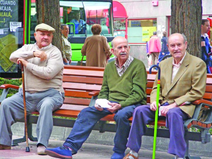pensionari1 - Ziarul National