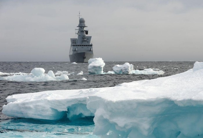 Miza militarizării Arcticii