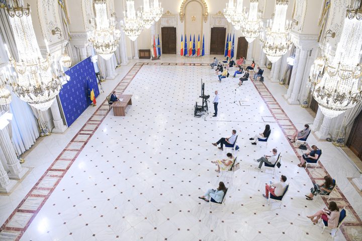 conferinta - Ziarul National
