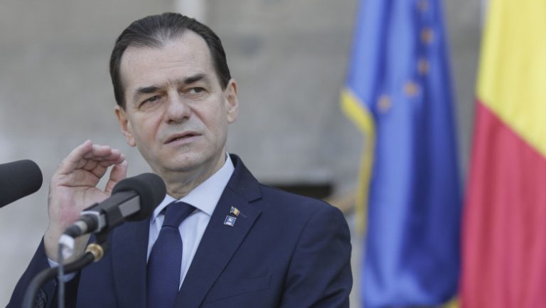Guvernul, somat să nu primească simptomatici în secțiile de vot