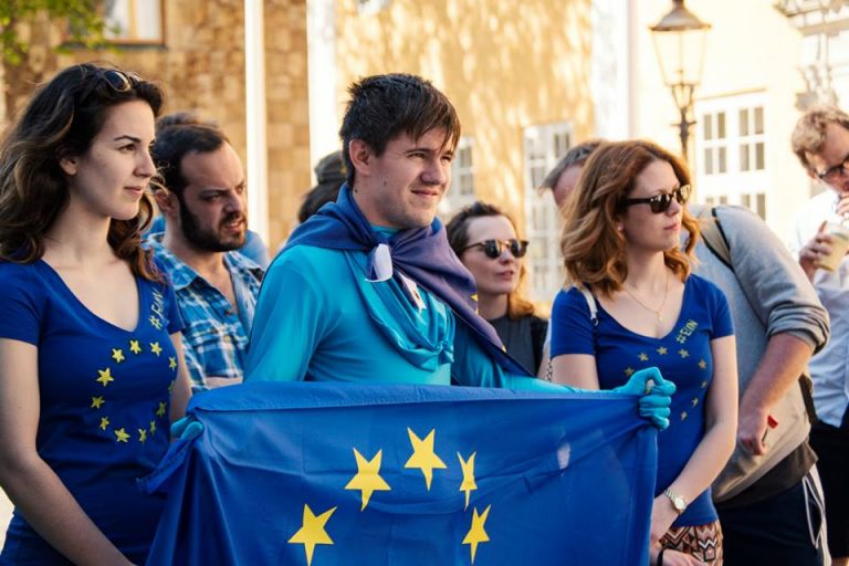 Mâinile Europei sunt legate de Tik Tok?