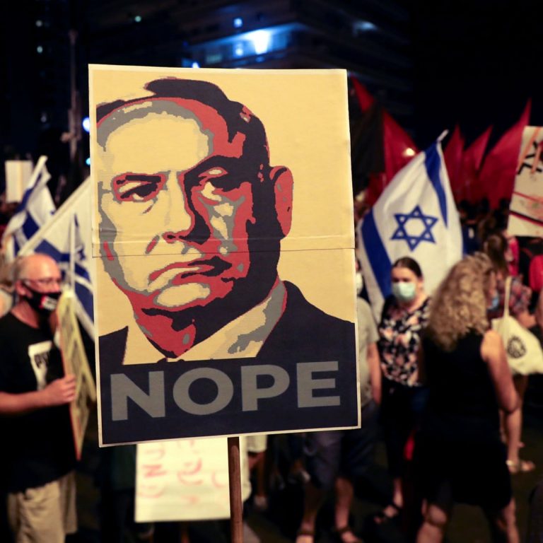 Israelienii către Netanyahu: “Pleacă de aici!”