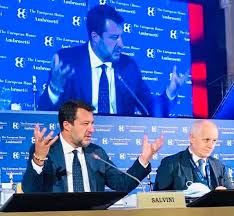 Italia a devenit o colonie chineză