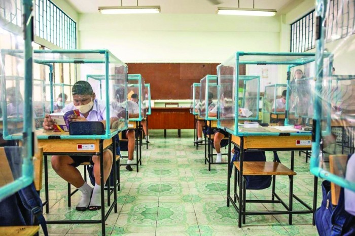 plexiglas - Ziarul National