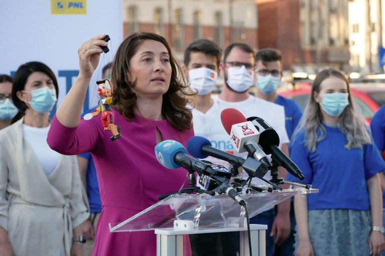 Candidata USR-PLUS la Sectorul 4 a lăsat fără bani Spitalul de Arși din București