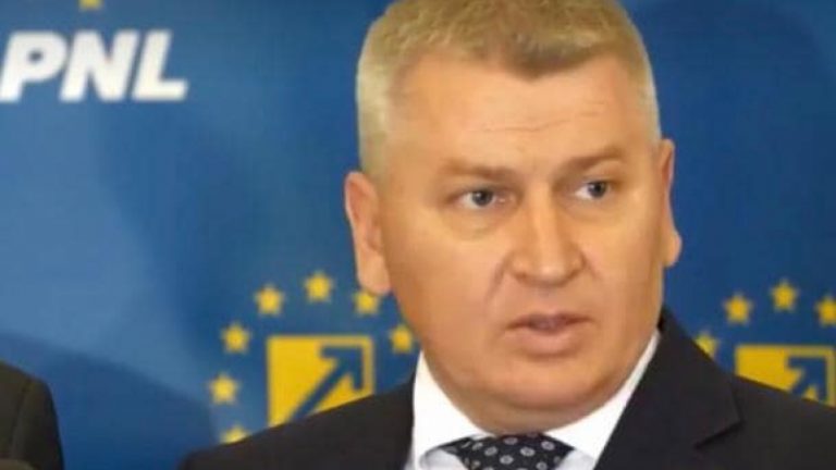 Liberalii vor imunitate pentru abuzul în serviciu