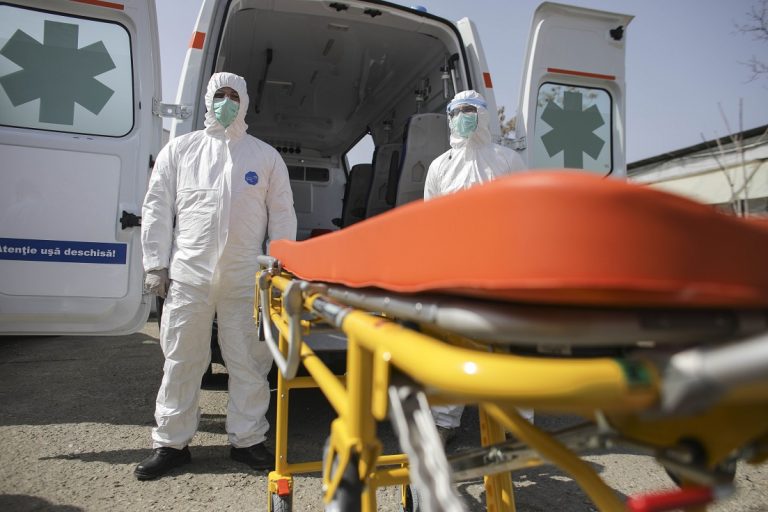 medici si asistenti