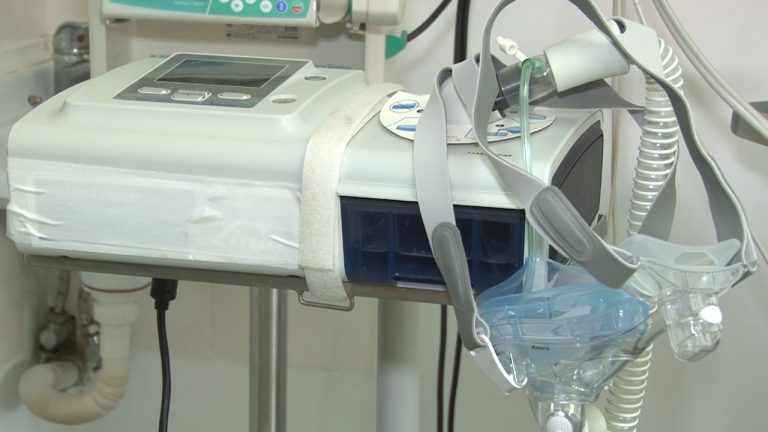 COVID, 3 surse de infectare. Avertismentul unui medic: ”O să ajungem să tratăm oamenii în ambulanță” – VIDEO