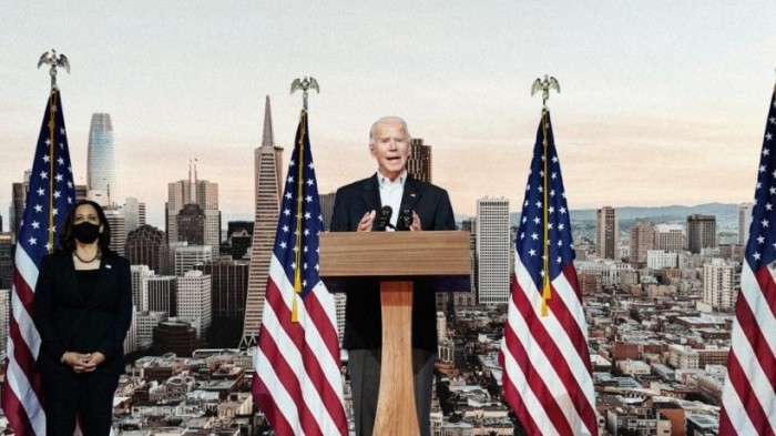 Omenirea, trimisă după fentă. Falsul război dintre Joe Biden și titanii din Silicon Valley