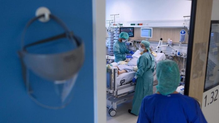 “Locomotiva Europei”, alertă în sistemul de terapie intensivă