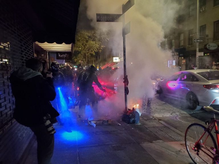 ALEGERI AMERICA 2020. Haos în metropolele din SUA! Taberele care s-au bătut ca chiorii. Atenție, imagini VIDEO extrem de dure!