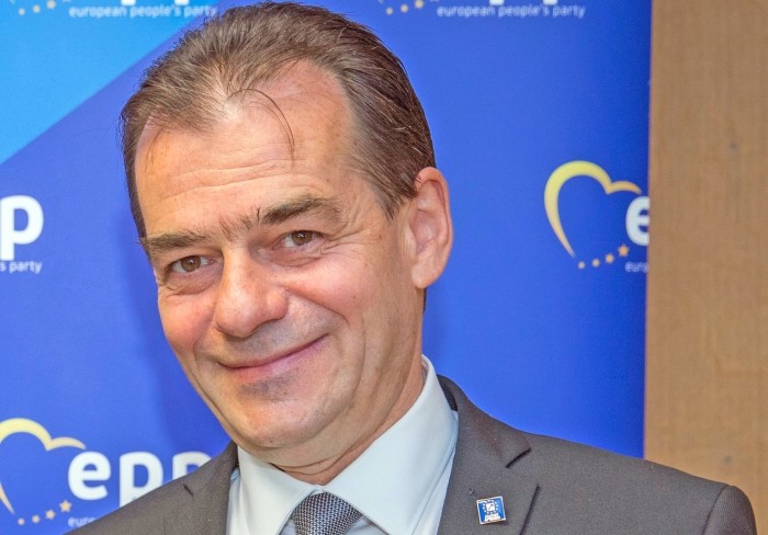 România nu are medicamente pentru Covid. Guvernul nu vrea să le cumpere