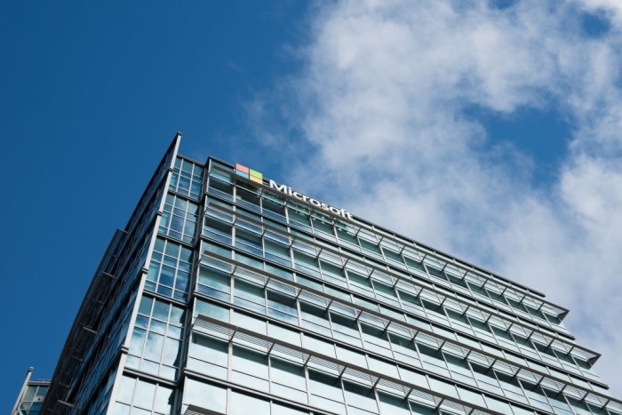 Big Data în pușcării,  business Microsoft