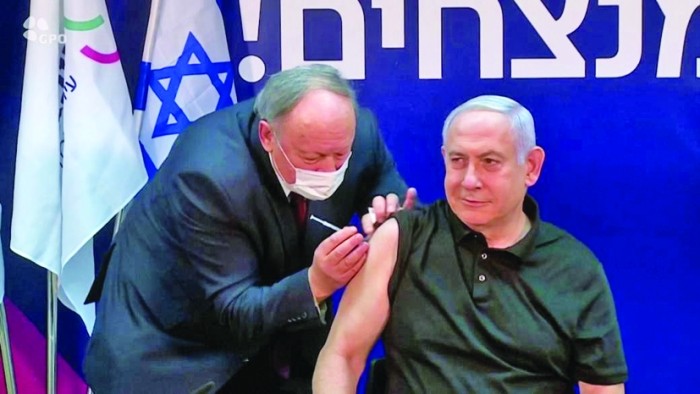 Netanyahu are Israelul la picioare. Cum a negociat cumpărarea vaccinului anti-Covid