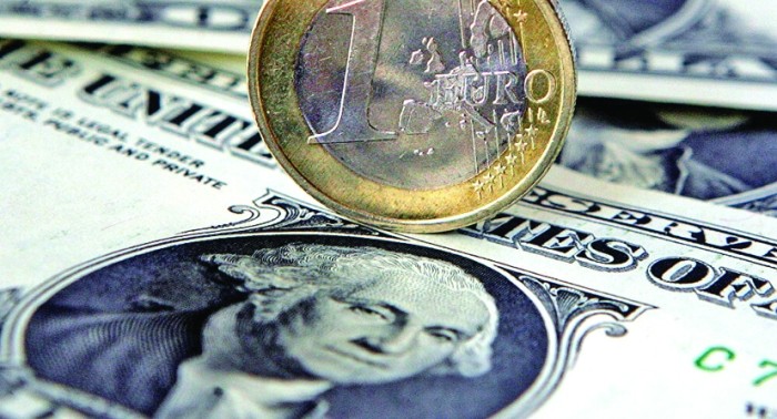 UE nu mai vrea să depindă de dolarul american