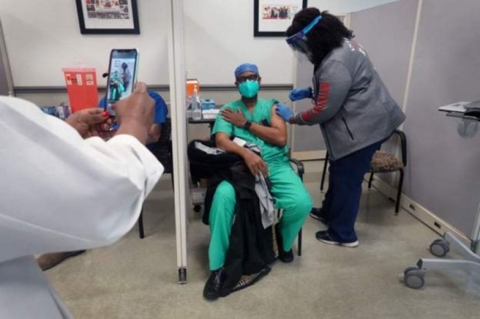 O armată digitală pentru vaccinarea Americii