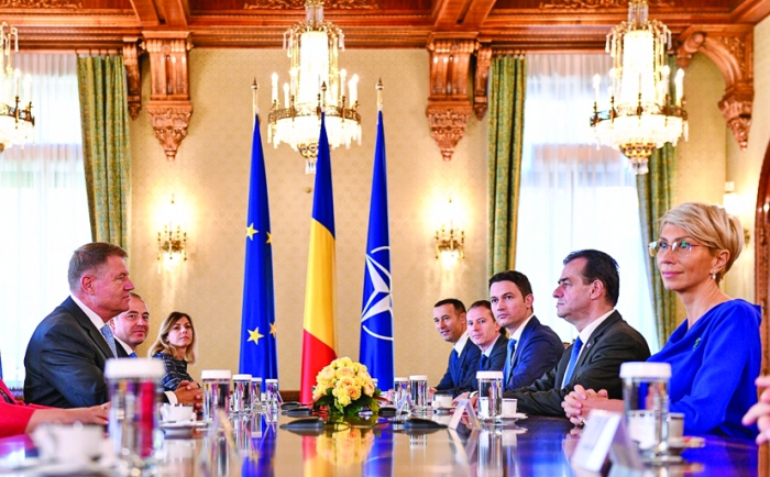 consultari - Ziarul National