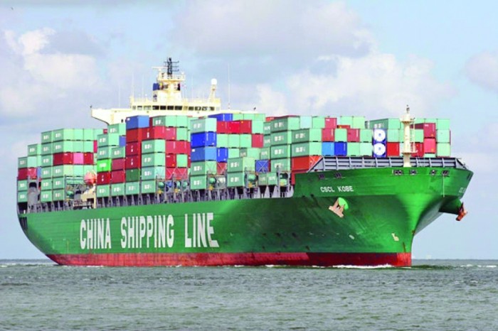 Nu mai sunt containere pentru cât produce China