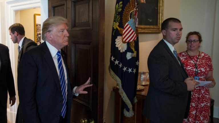 Trump, discurs de ochii lumii: Duceți-vă acasă, vă iubim, sunteți foarte speciali
