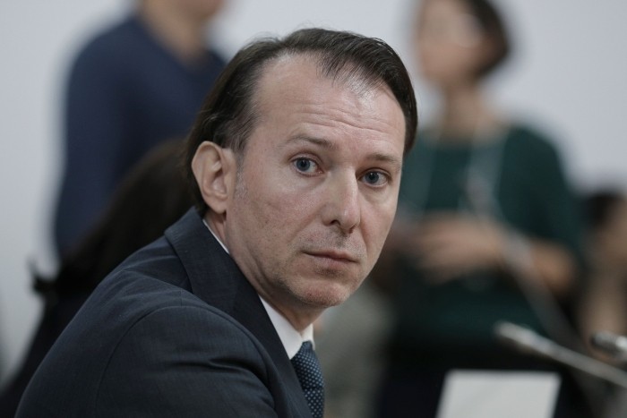 Se instituie starea de tăcere