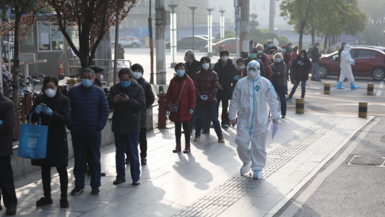 Îngrijorare la nivel european. Oamenii s-au săturat de restricții
