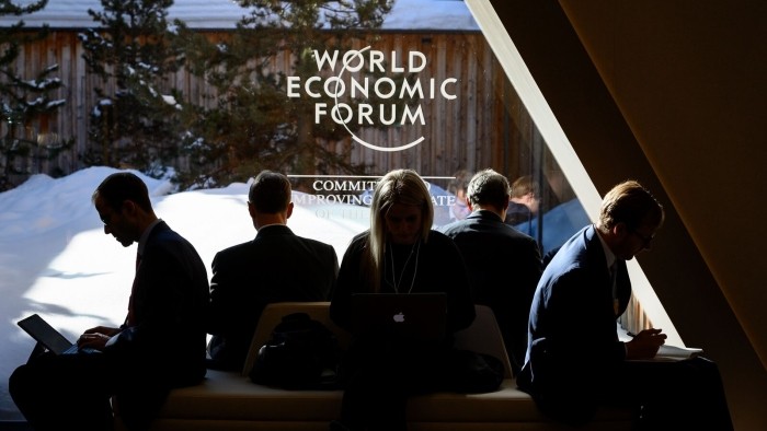 Marea Resetare, decisă la Davos! Noua Ordine Mondială preia puterea în toată lumea