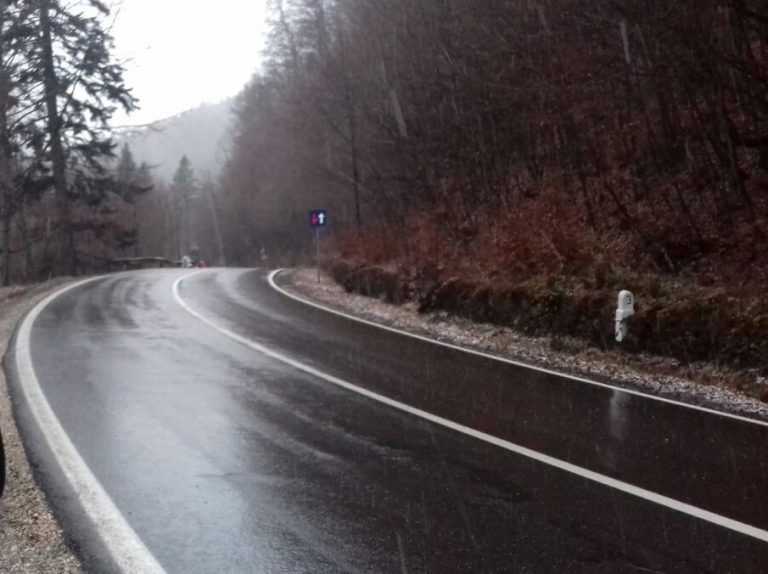 Meteo, 7 februarie. Cum va fi vremea duminică. Mai multe județe, sub COD GALBEN de ceață și precipitații mixte