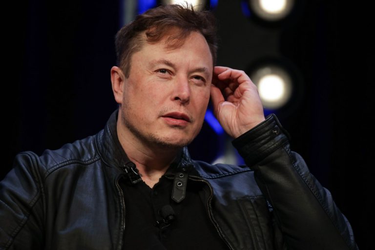 Schimbare în topul miliardarilor. Elon Musk cade pe locul trei!