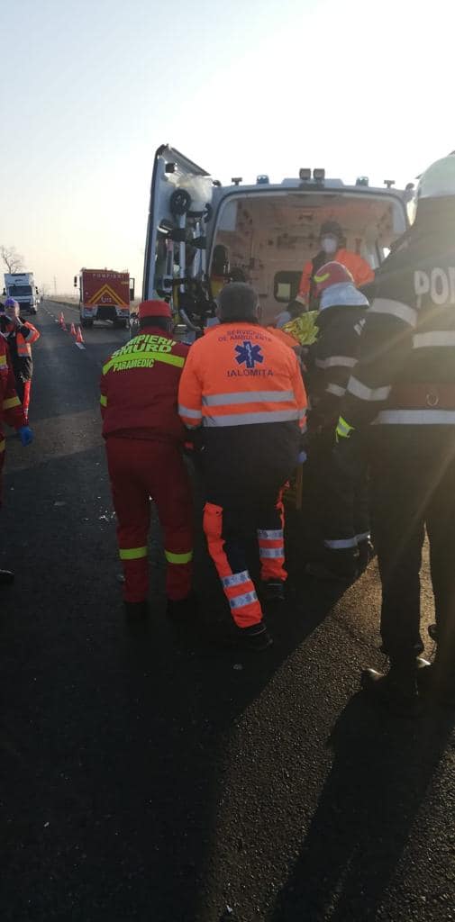 Accident cu șase victime. Mai multe echipaje ale salvatorilor au intervenit pe DN2A, în Ialomița