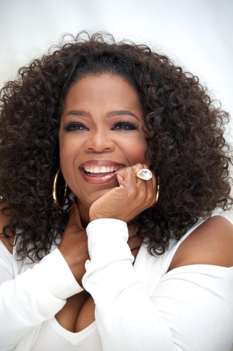 Mahalagismul aduce milioane. Oprah Winfrey, adevărata câștigătoare în circul ambulant Meghan-Harry