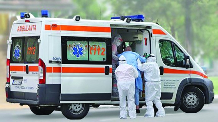 Trăiască pandemia! Salarii babane pentru șefii și inspectorii DSP