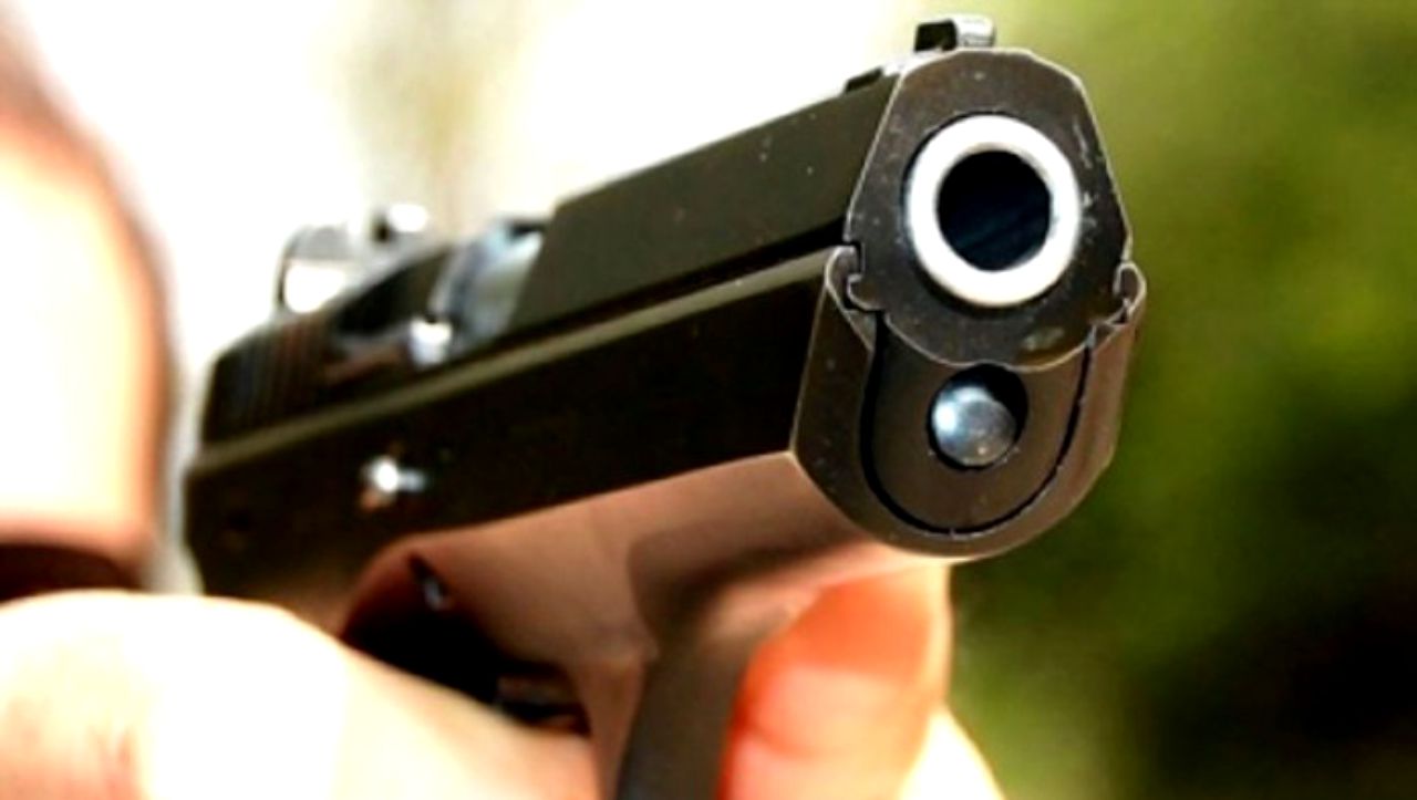 pistolul